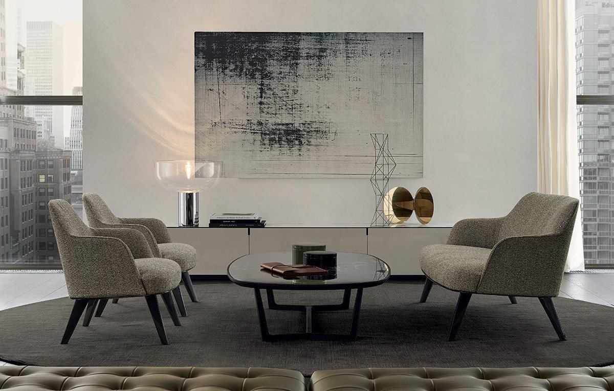modern-armchairs-in-lobby