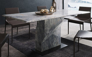 marble-dining-table-in-modern-interior