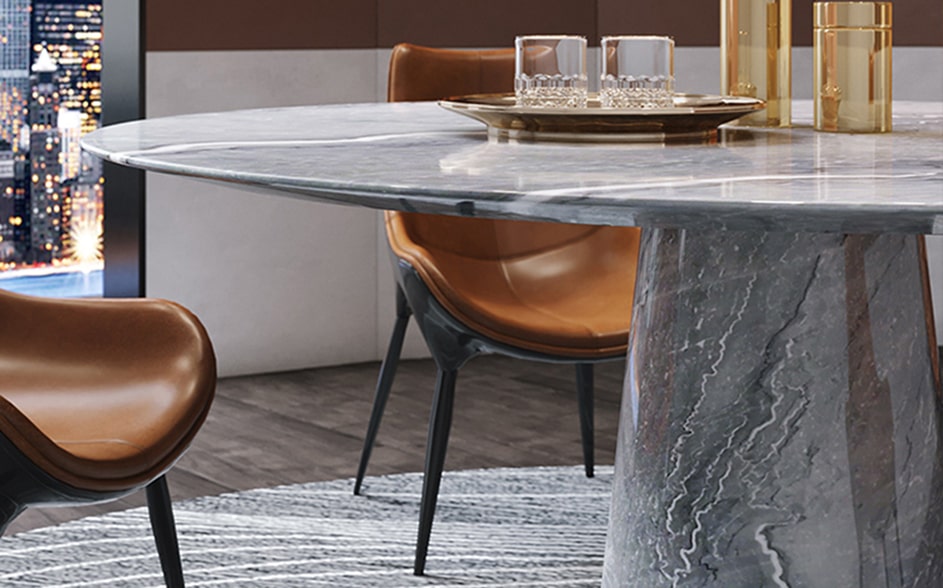 KICCA DINING TABLE