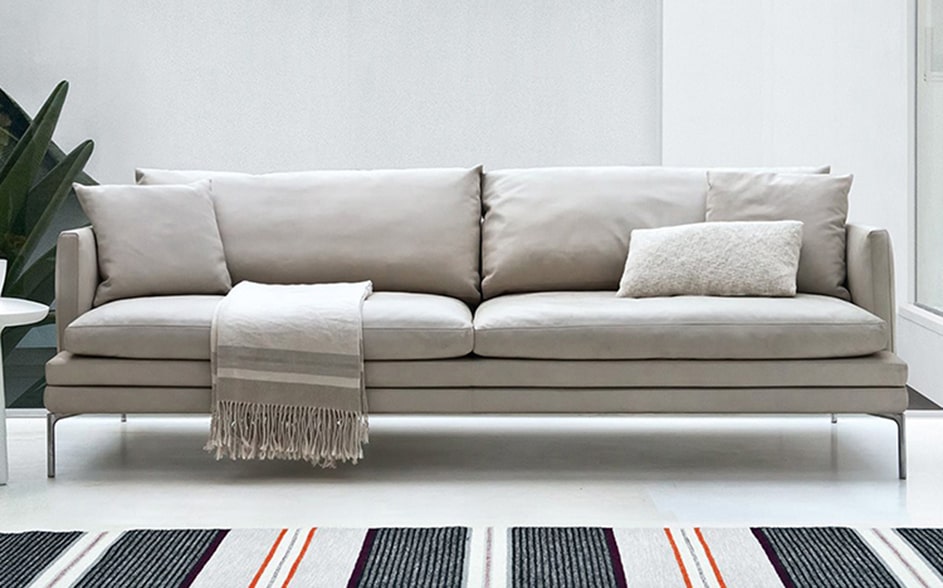 modern-italian-sofa-in-interior